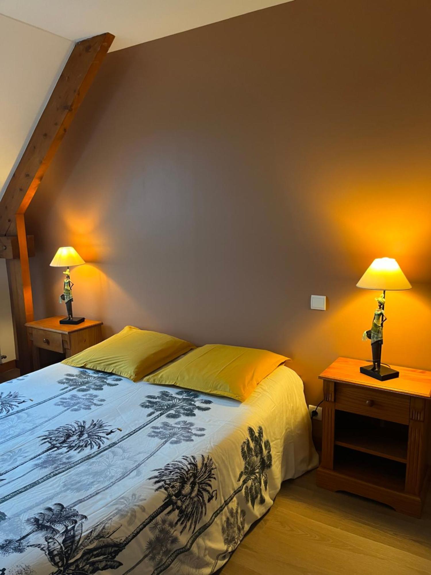 Le Moulin De La Butte Bed and Breakfast Huisnes-sur-Mer Exteriör bild